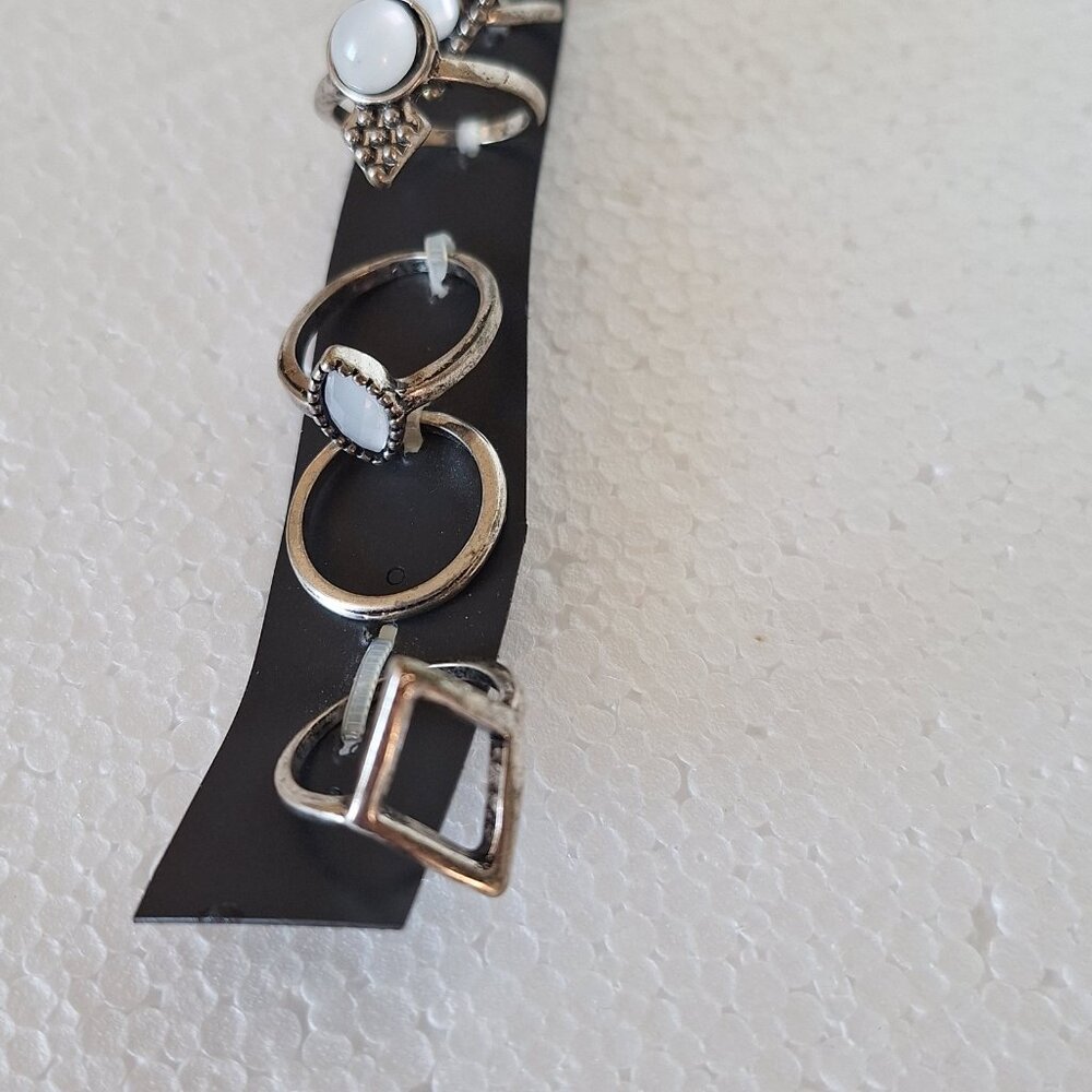 SET OF RINGS COSTUME JEWELLERY - Picture 3 of 5
